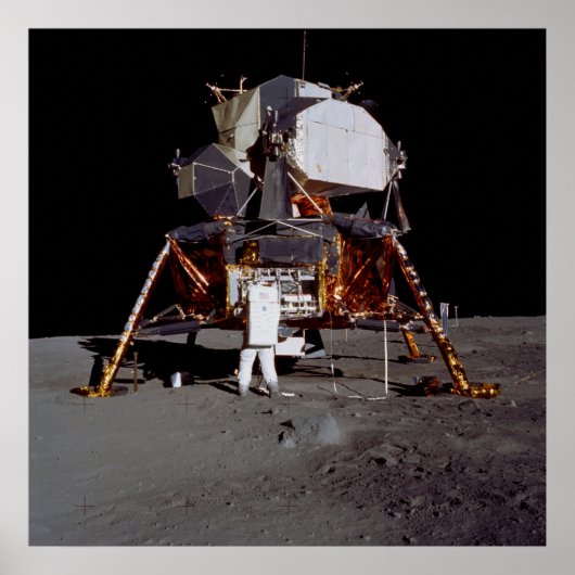 Apollo 11 Lunar Module "Eagle" op de maan Poster (Voorkant)