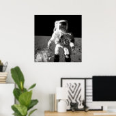 Apollo 12 Moonwalk Poster (Thuiskantoor)