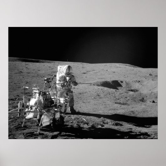 Apollo 14 Astronaut op de maan Poster (Voorkant)