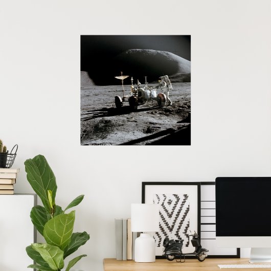 Apollo 15 Astronaut & Lunar Roving Vehicle Poster (Thuiskantoor)