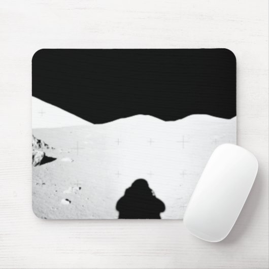 Apollo 17 assembled panorama 2 muismat (Met muis)