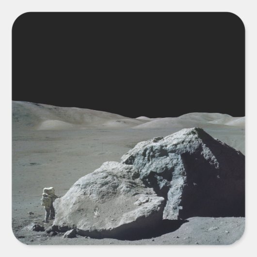 Apollo 17 Astronaut en Voertuig op de maan Vierkante Sticker (Voorkant)