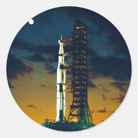 Apollo 4 Saturn V op pad - een lanceringscomplex 3 Ronde Sticker (Voorkant)