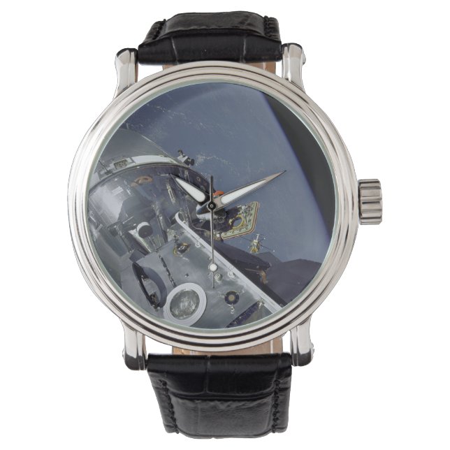 Apollo 9 (Gumdrop Meets Spider) Horloge (Voorkant)