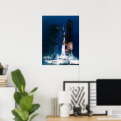 Apollo 9 over de lanceringspad poster (Thuiskantoor)