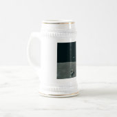 Apollo Maanlander en Aardopkomst boven de Maan Bierpul (Voorkant links)
