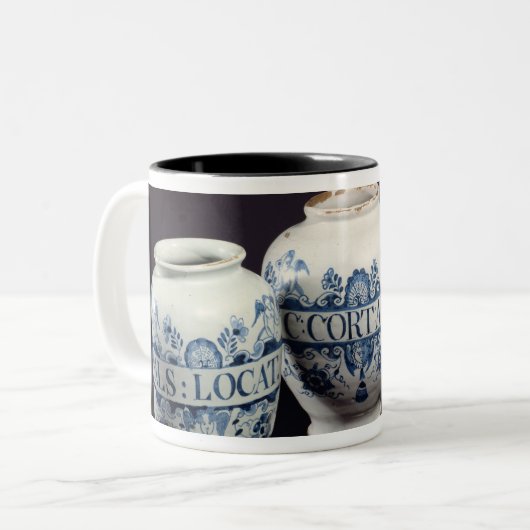 Apothecaries' drug jars, c.1740 tweekleurige koffiemok (Voorkant links)