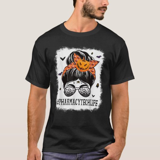 Apotheek Tech Messy Bun Spooky Pompoen Halloween C T-shirt (Voorkant)