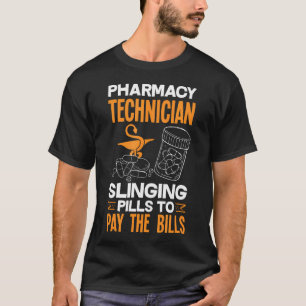 Apotheektechnicus die pillen slingert om de rekeni t-shirt