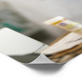 apothekers aan de balie van de kleinhandelsapothee poster (Hoek)