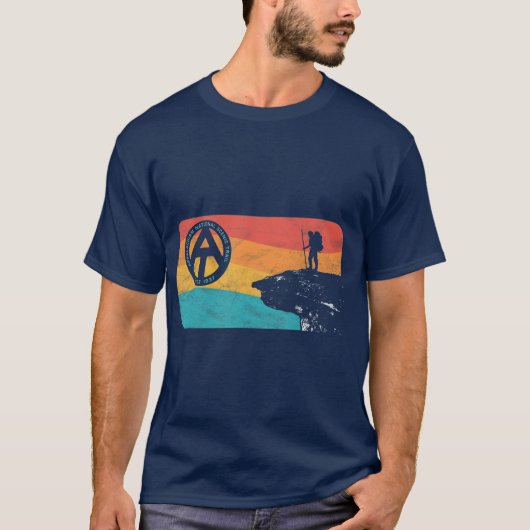 Appalachian Trail Retro McAfee Knob Hiking T-shirt (Voorkant)