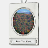 Appalachische bergen in Herfst Verzilverd Banner Ornament (Links)
