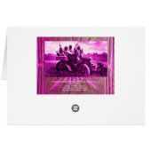 APPARATEN EN GERONIMO DIE EEN MOTORAUTO BESTUDEREN (Achterkant Horizontaal)