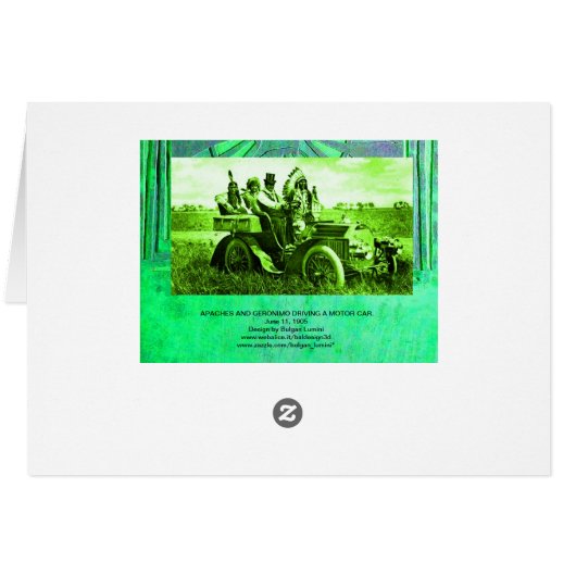 APPARATEN EN GERONIMO DIE EEN MOTORAUTO BESTUDEREN (Achterkant Horizontaal)