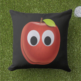 Appel, rood fruit met googly ogen - Gepersonalisee Buitenkussen