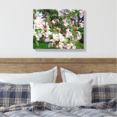 Appelboom bloeit. canvas afdruk (Insitu (Slaapkamer))