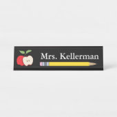 Apple and Pencil Teacher's Name Black Bureau Naambordje (Voorkant)