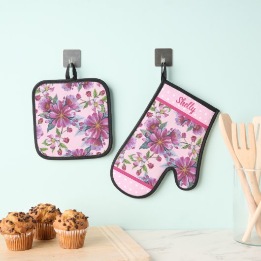 Apple Blossoms and Pink Polka Dots Ovenwant & Pannenlap Set (Insitu(Ophanging))