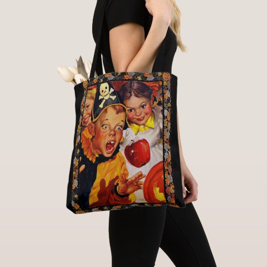 Apple Bobbing Gevaren Tote Bag (Dichtbij)