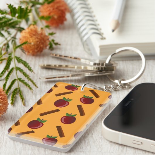 Apple Cinnamon Pattern Sleutelhanger (Voorkant Rechts)