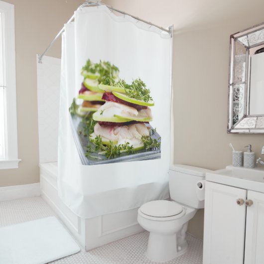 Apple en forel-appetizer douchegordijn (In situ)