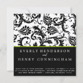 Apple Green Damask Monogram Wedding Uitnodiging (Voorkant)