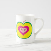 Apple met Love Heart Mok (Rechts)