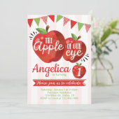 Apple of our Eye Birthday Party Invitation Kaart (Staand voorkant)