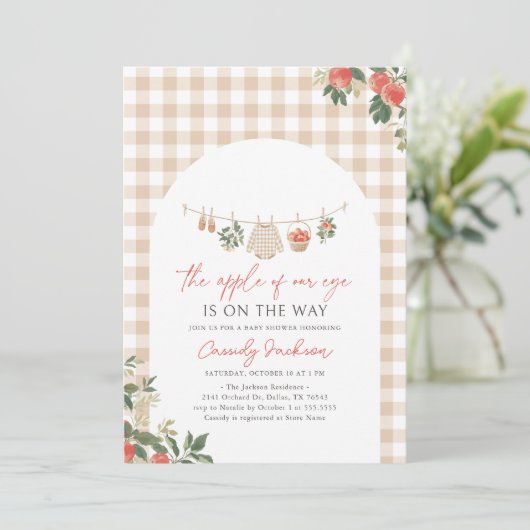 Apple of Our Eye Fall Gingham Baby Shower Kaart (Staand voorkant)