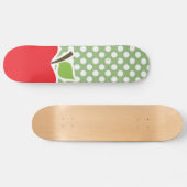 Apple on Laurel Green Polka Dots Skateboard (Horizontaal)