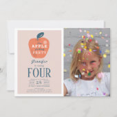 Apple Picking Girl Roze Foto Verjaardag Kaart (Voorkant)