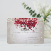 Apple Red Heart Leaf Wedding RSVP Kaartje (Staand voorkant)