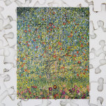 Apple Tree by Gustav Klimt,  Art Nouveau Legpuzzel<br><div class="desc">Apple Tree (1912) van Gustav Klimt is een Victoriaans schilderij van het symboliek van het tijdperk van het symboliek in de kunst. Een natuur scène met een appelboom in een boomgaard op een boerderij met rijpe vruchten en appelbloesems. De bloementuin is vol bloei met lentesbloemen. Over de kunstenaar: Gustav Klimt...</div>