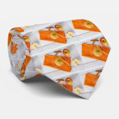 Applesauca met kaneel en oranje lepel stropdas (Opgerold)