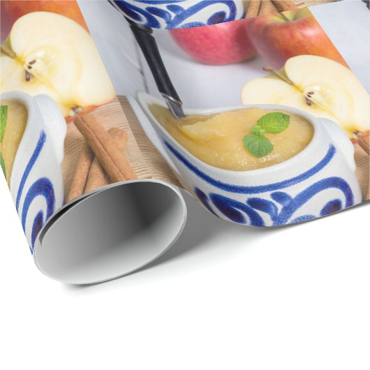 Applesauca met kaneel in steenhouwerskom cadeaupapier (Rol Hoek)