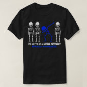 Apraxia Bewustzijn Het is OK om een beetje anders T-shirt (Design voorkant)