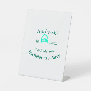 Après-ski vrijgezellenfeest turquoise hoed naam da reclamebord met voetstuk