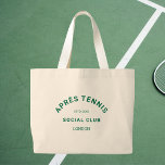 Après Tennis Social Club Custom Green Crest Grote Tote Bag<br><div class="desc">Après Tennis Social Club Green Crest tennis canvas tas. Personaliseer met het jaar en de locatie. Perfect voor het dragen van uw tennis essentials, als een geschenk voor een tennisliefhebber of als geschenk tassen voor een tennis thema bachelor of vrijgezellenfeest. Ontworpen om te voldoen aan ons Après Tennis Social Club...</div>