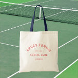Après Tennis Social Club Roze Crest Navy Handle Tote Bag<br><div class="desc">Après Tennis Social Club Pink Crest, marinebandje, tennis canvas tas. Personaliseer met het jaar en de locatie. Perfect voor het dragen van uw tennis essentials, als een geschenk voor een tennisliefhebber of als geschenk tassen voor een tennis thema bachelor of vrijgezellenfeest. Ontworpen om te voldoen aan ons Après Tennis Social...</div>
