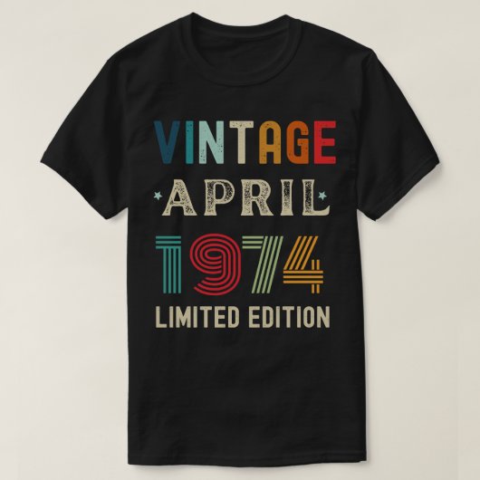 April Verjaardagscadeau 32 T-shirt (Design voorkant)