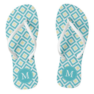Aqua and Yellow Diamonds Ikat Pattern, gepersonali Teenslippers