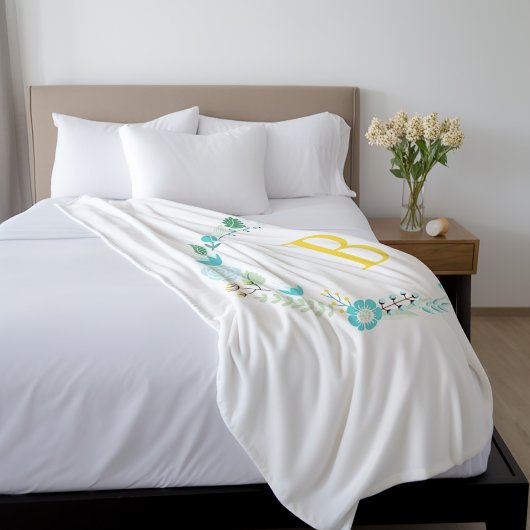 Aqua and Yellow Monogrammed Floral Wreath Fleece Deken