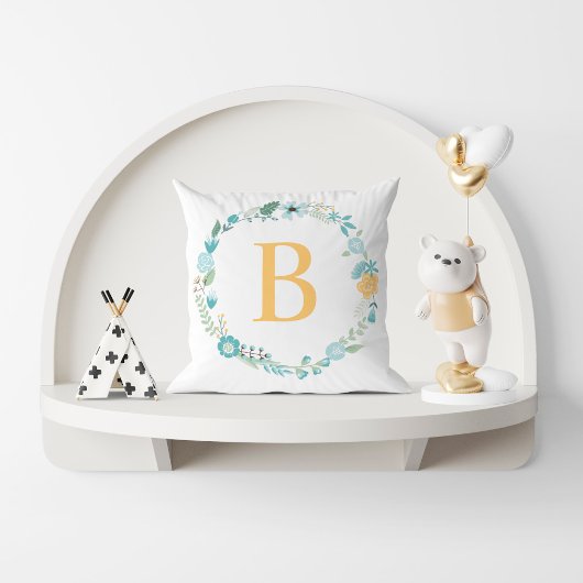 Aqua and Yellow Monogrammed Floral Wreath Kussen