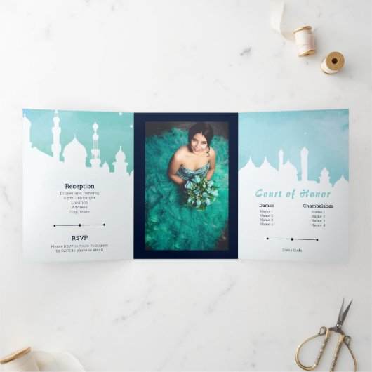 Aqua Arabian Nights Waterverf Quinceañera Tri-Fol Drieluik Uitnodiging (Binnen)