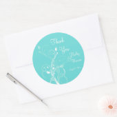 Aqua Blauw en Wit Bloemen Bruiloft Favor Ronde Sticker (Envelop)