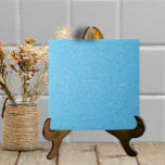 Aqua Blauw Gebarsten Glazuur Eenvoudige Moderne Te Tegeltje<br><div class="desc">Deze crackled-glaze-look keramische tegel heeft een faux crackle op een coole aqua blauwe of turquoise achtergrond. Ziet eruit als een handgemaakt, ambachtelijk stuk met een decoratieve maar eenvoudige en neutrale uitstraling. Perfect als accent op zichzelf of gecombineerd met andere tegel motieven in een backsplash installatie. Kunst & design door Tuzi...</div>