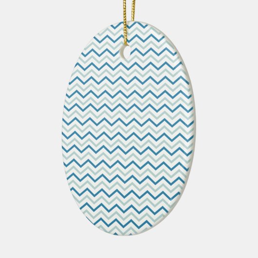 Aqua Blauwe Chevron Patroon Keramisch Ornament (Links)