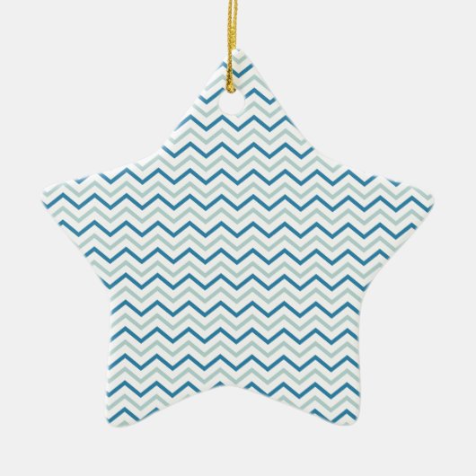 Aqua Blauwe Chevron Patroon Keramisch Ornament (Voorkant)