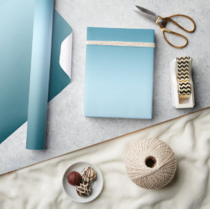 Aqua Blauwe Lucht Ombre Verjaardag Cadeaupapier