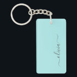 Aqua Blauwe Teal Moderne Script Meisjesachtige Mon Sleutelhanger<br><div class="desc">Aqua Blauwe Teal Eenvoudige Script Monogram Naam Sleutelhanger. Dit is het perfecte cadeau voor sweet 16 verjaardag,  trouwen,  bruidsmeisje,  jubileum,  baby shower of vrijgezellenfeest voor iemand die glamour luxe en chic stijlen liefheeft.</div>